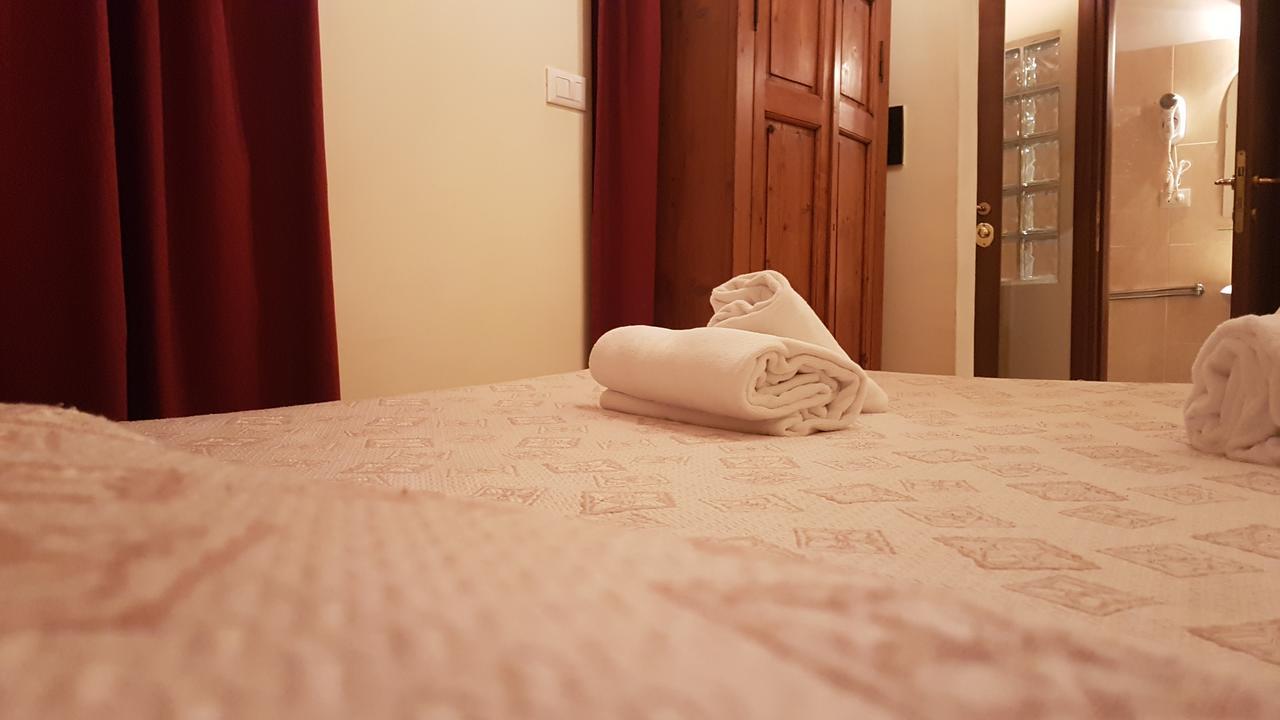 Hotel Dimora Storica Urbana Rzym Zewnętrze zdjęcie